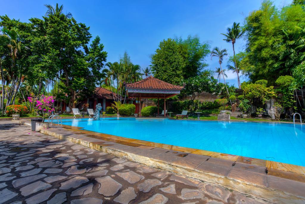 Hotel Angsoka Temukus Kültér fotó